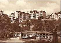Pohled na Ekonomickou školu od Klenice