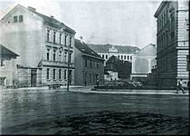 Křižovatka Jaselsá x Palackého po r.1900