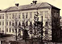 Původní budova nemocnice
