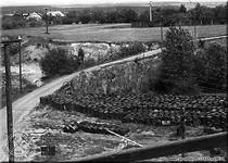 Bradlec, zatopené lomy