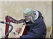 Muzikant v ulici Ke Hradu