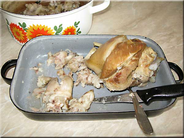 Vařené vepřové koleno