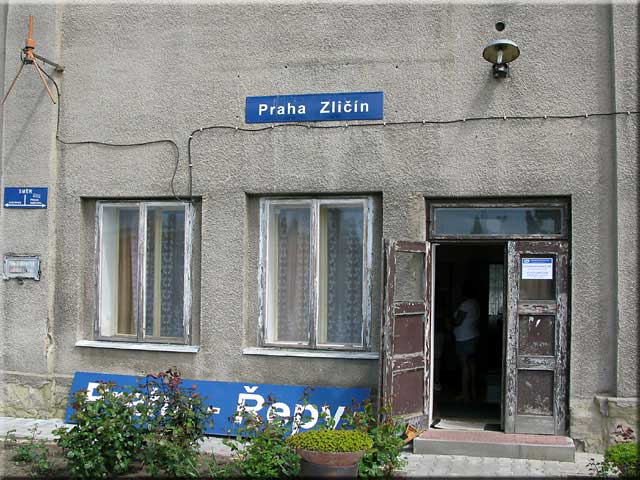 Nádraží Praha Zličín, resp. Praha Řepy 