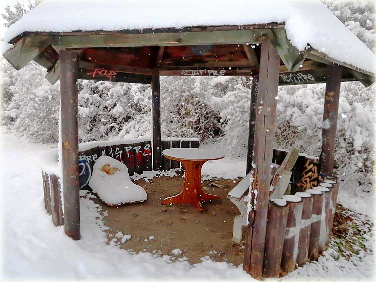 Nocoviště v ul. Letecká je dne 10.1.2019 docela nevábné.