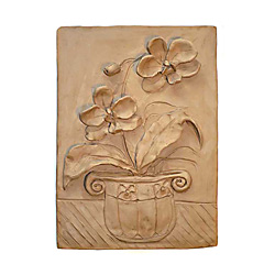 Orchidej. Z hlíny vymodelovaný kachel