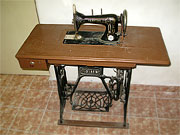 Šicí stroj Veritas