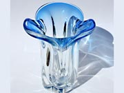 Váza z litého skla