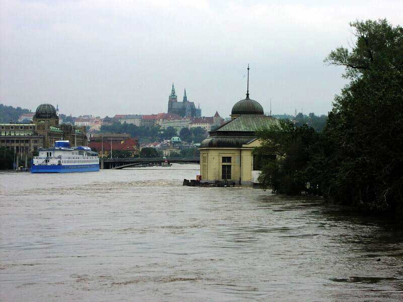 Povode v Praze 14.8.2002