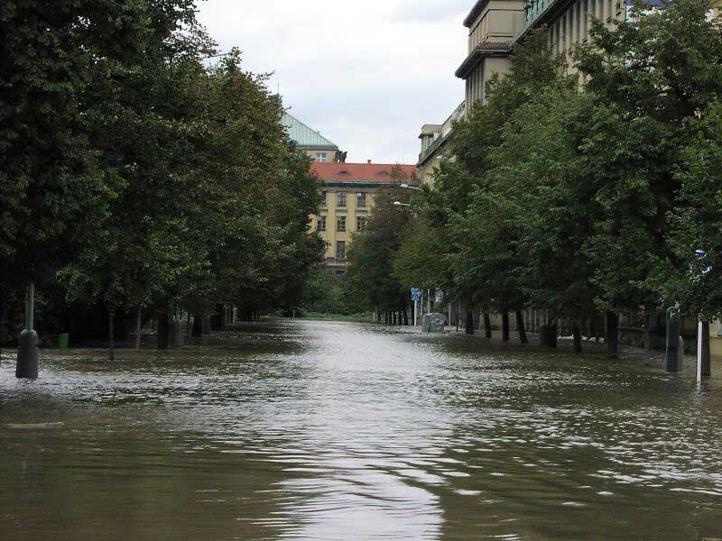 Praha 14.8.2002 poledne