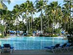 Hotel Paradise - bazén u pláže